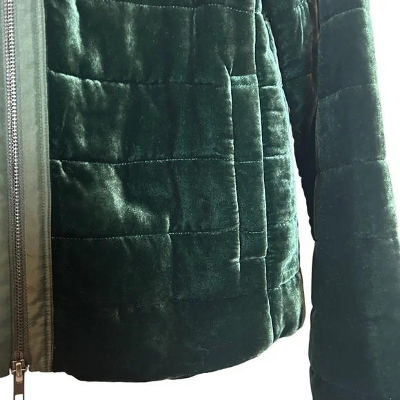 Eileen Fisher Emerald Green Fully Lined Quilted Zip Front Jacket Sz.S/P
